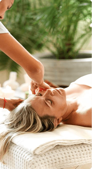 Facial Therapy and Relaxation